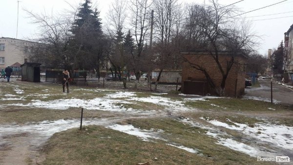 Дорога мешканців до туалету