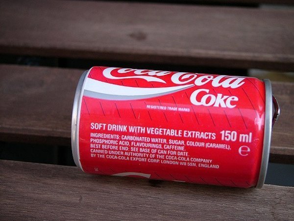 15. Кока-Кола двадцятирічної давності. У той час знаменита газована вода готувалася за іншим рецептом і була набагато смачнішою, ніж сучасний напій під тією ж назвою