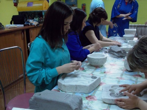 Лучани їздили в Польщу вчитися гончарству. ФОТО