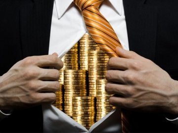 Заступник головного фіскала Волині накопичив десятки тисяч доларів