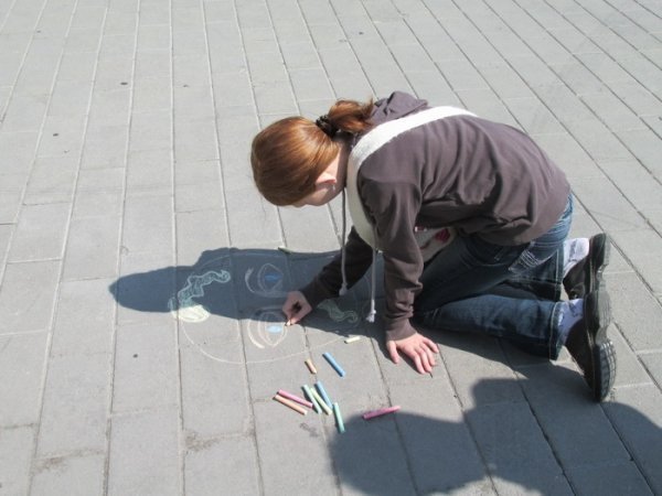 Луцькі діти малювали «мир». ФОТО