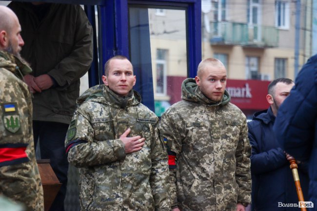 Сьогодні мав би відзначати 30-річчя: Луцьк попрощався із полеглим Героєм Іваном Газюком