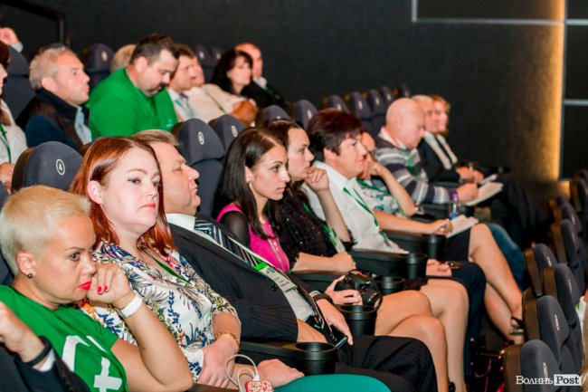 Ласують у Парижі та Берліні: малина з Волині «виходить» на європейський ринок