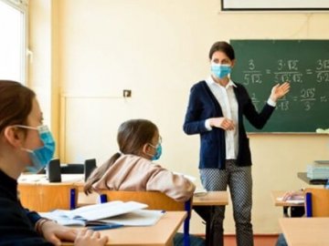 У громаді на Волині учні повертаються до навчання у школах