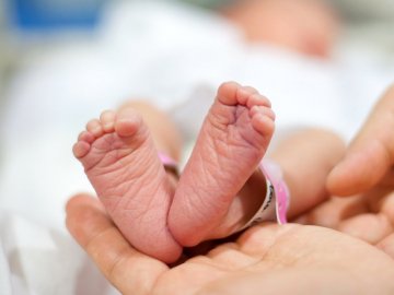 Цьогоріч у Луцьку від п`ятьох малюків відмовились батьки