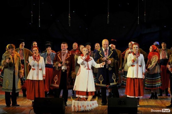 «Коляда з Тетяною Ціхоцькою»: фото благодійного концерту