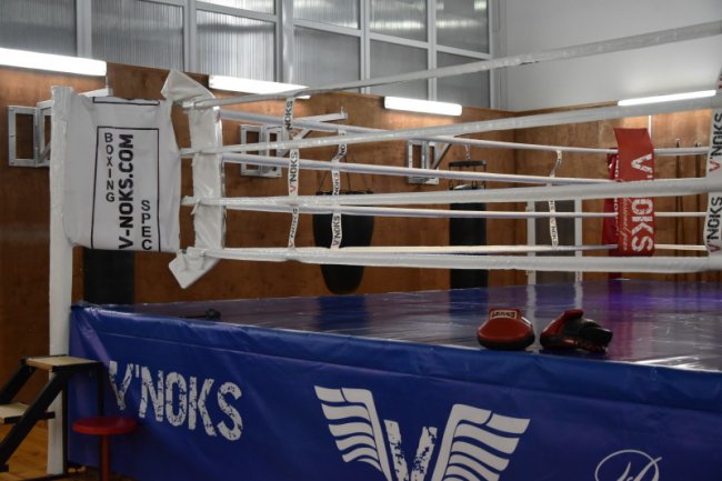 Новий боксерський ринг встановили у волинському ліцеї. ФОТО