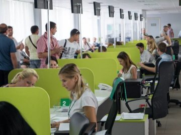 Усі сервісні центри МВС Волині працюватимуть і в понеділок