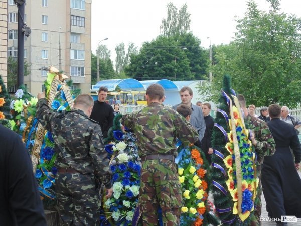 У Луцьку відспівали воїна 51-ї бригади. ФОТО