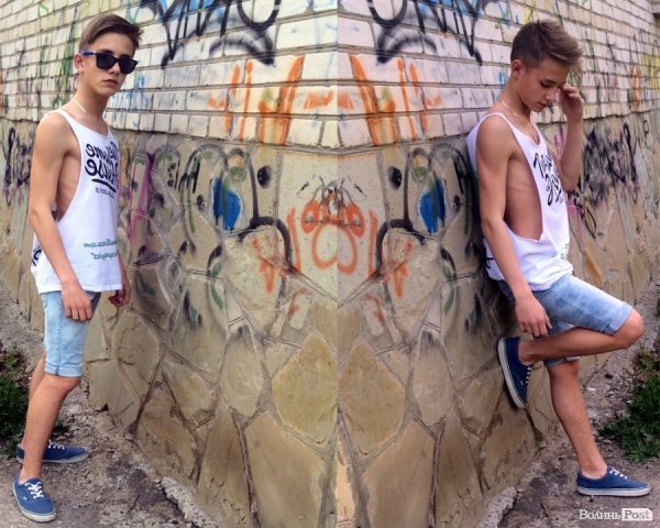 Teenager Style: з бальних туфель в кеди