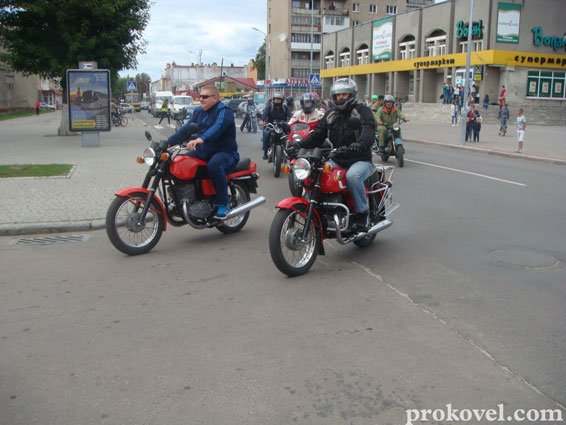Пробіг ретро-автомобілів у Ковелі. ФОТО