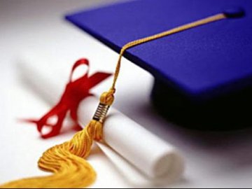 Вісім студентів волинських навчальних закладів отримуватимуть стипендії від президента