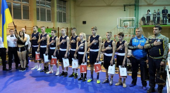 Волинські боксери привезли з міжнародного турніру 6 золотих нагород. ФОТО