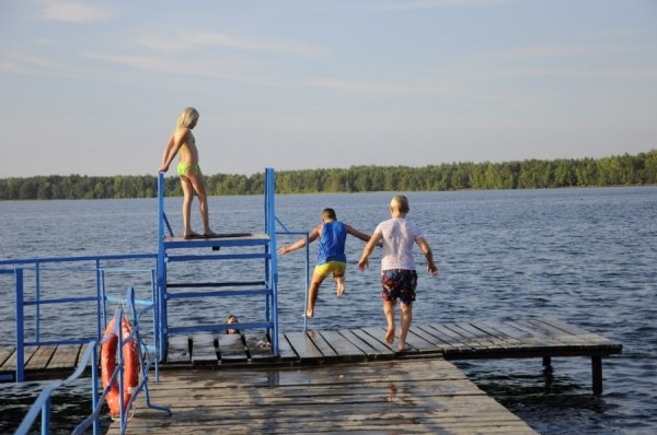 Ура воооддаааааа!!!!! Санаторій Лісова пісня. 4 липня 2013 року. Автор Костянтин Березовський