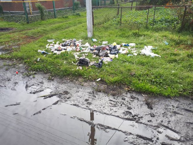 Район «Гниловодь»: Вулиця в Ківерцях після дощу неначе болото. ФОТО