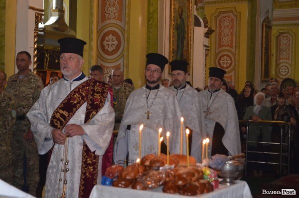 У Луцьку пройшла панахида за загиблими під час АТО. ФОТО