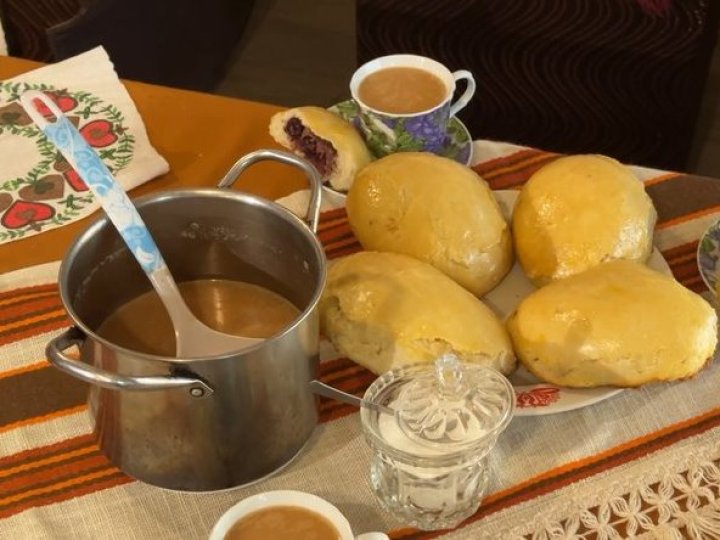 Пироги з буряками та вишнями: старовинний волинський рецепт