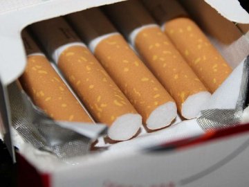 В Україні можуть заборонити продаж цигарок та алкоголю у duty-free