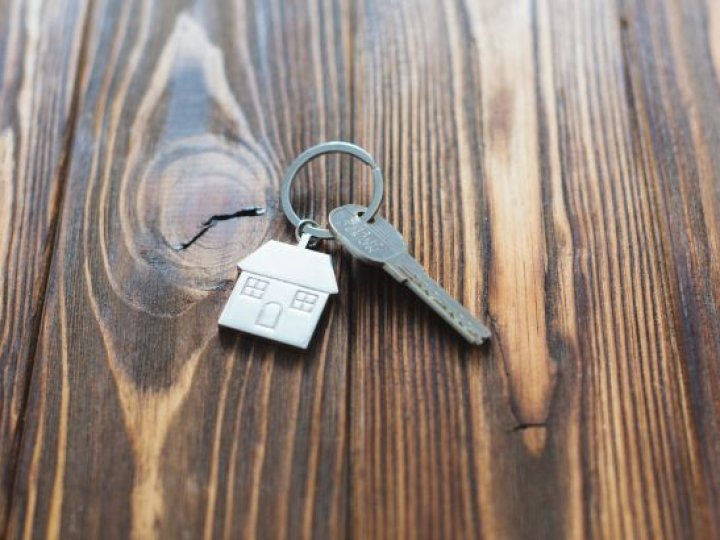 У Ковелі активісти виступили проти надання квартири керівнику муніципальної варти у будинку для ВПО