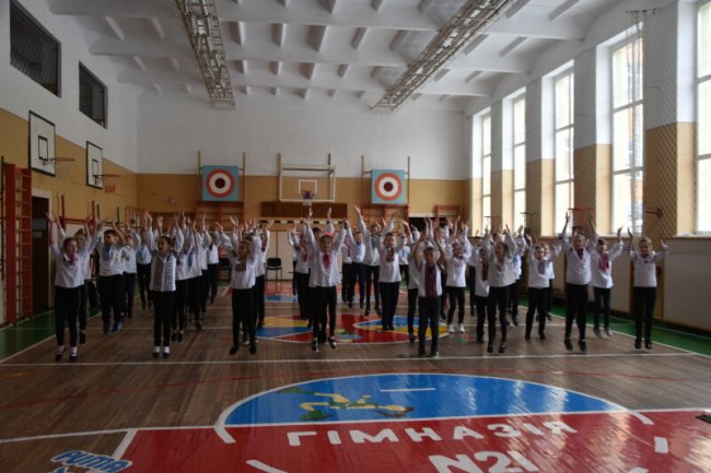 У луцькій гімназії №21 – новий басейн. ФОТО