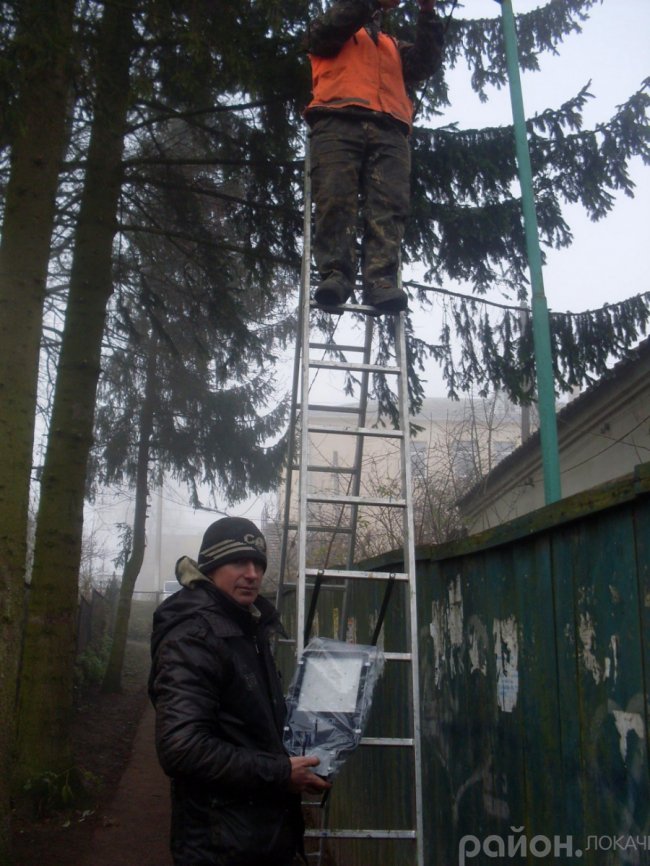 У волинському селищі встановили освітлення. ФОТО