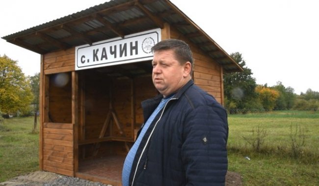 Волинські лісівники встановили дев'ять нових зупинок. ФОТО