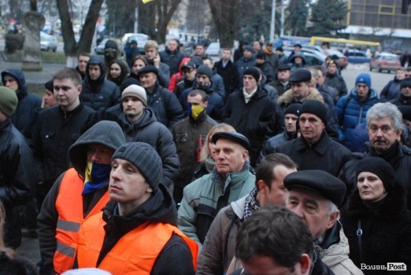 Пікет міліції та прокуратури в Луцьку. ФОТО