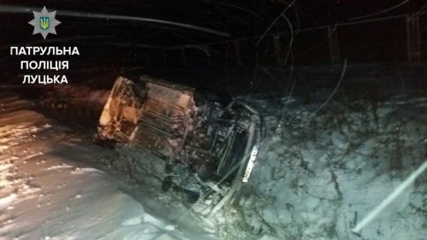 На Волині 4 авто злетіли в кювет