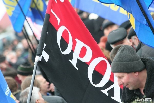 «Вставай, Україно» у Луцьку: обличчя протесту. ФОТО