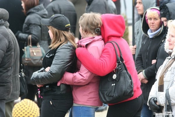 «Вставай, Україно» у Луцьку: обличчя протесту. ФОТО