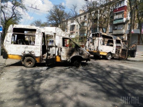 АТО у Краматорську: спалені автівки та клуби чорного диму. ФОТО