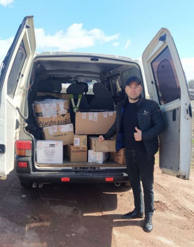 Сільський староста з Волині наїздив 50 тисяч «волонтерських» кілометрів. ФОТО