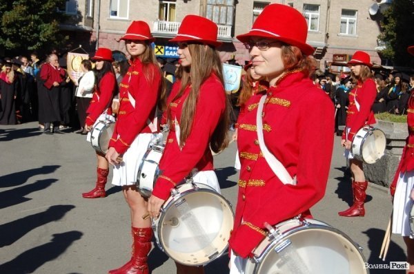 У Луцьку – посвята в студенти «європейського» вишу. ФОТО