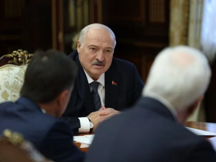 Лукашенко заявив, що зустрічався з представниками Зеленського