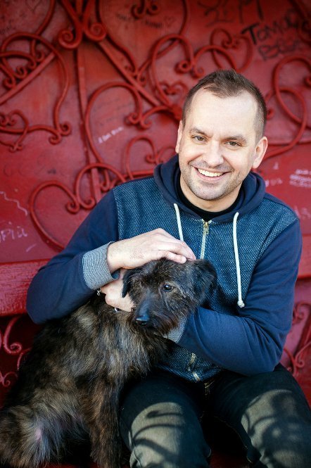 Дмитро Мельничук - актор Драмтеатру з собачкою Жустін