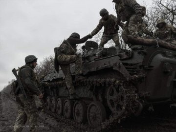 На Лиманському напрямку наші воїни відбили 24 атаки окупантів в районах Серебрянського лісу, – Генштаб 