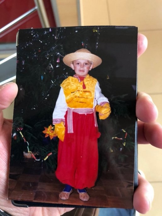 Відомі лучани у новорічних костюмах. ФОТО