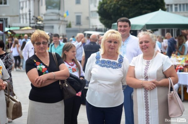 Вишите святкування Дня Незалежності у Луцьку. ФОТОРЕПОРТАЖ