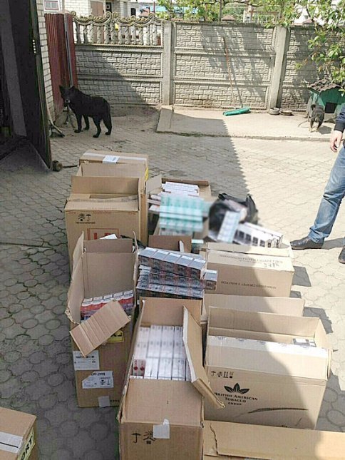 На Волині рівненська поліція шукає контрабанду. ФОТО 