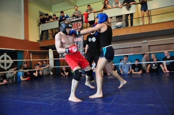 У Львові юнаки билися через дивізію  «Галичина». ФОТО. ВІДЕО