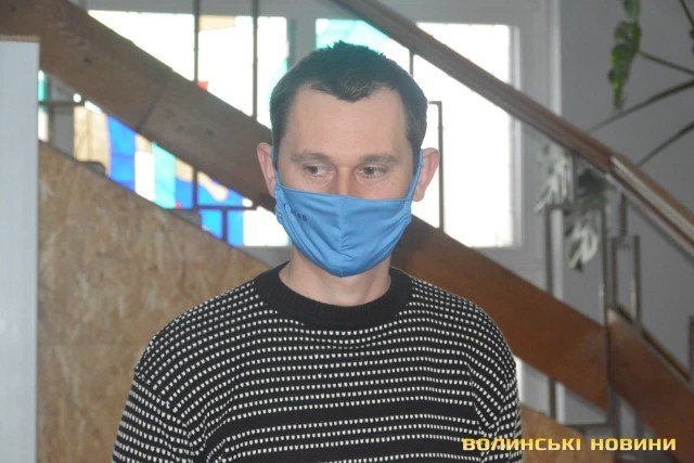 На Волині вагітну сироту поселили у хату-розвалюху, яка не придатна для проживання. ФОТО