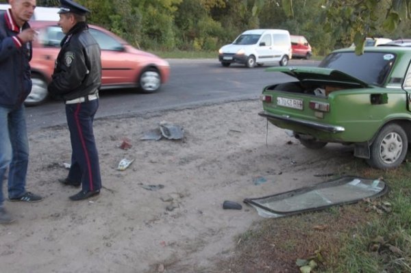 У ДТП біля Луцька зіткнулись три автомобілі. ФОТО. ВІДЕО