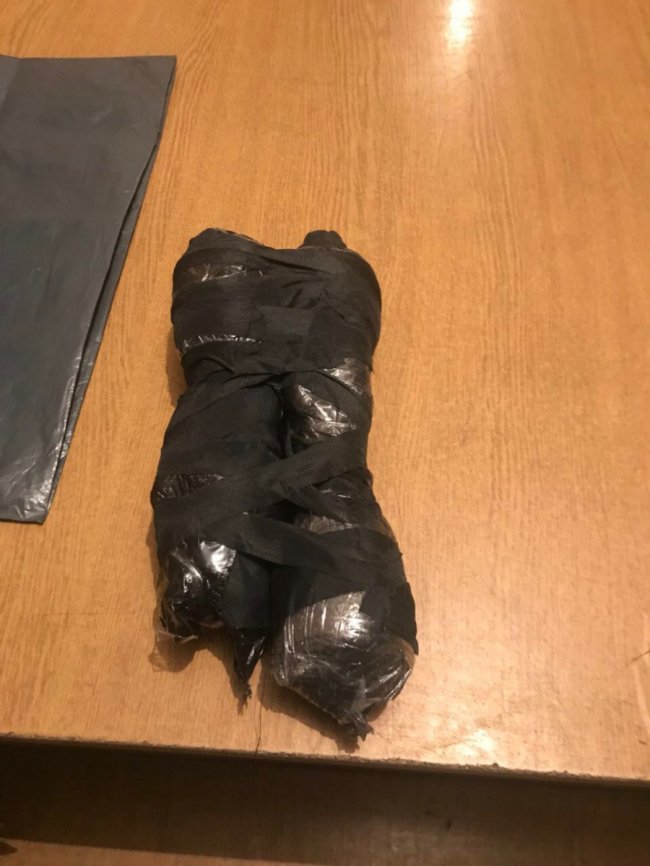 На «Домановому» затримали чоловіка, який хотів перевезти через кордон гранати. ФОТО