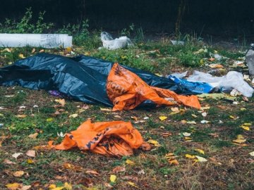 У Києві жінка вистрибнула з 9-го поверху