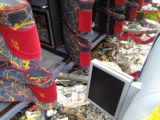 На Львівщині перекинувся рейсовий автобус: є жертви