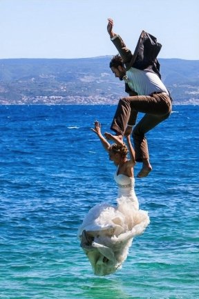 за секунду до усвідомелння, що це була невдала ідея