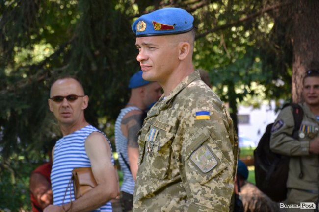 «Ніхто крім нас». У Луцьку святкують День десантника