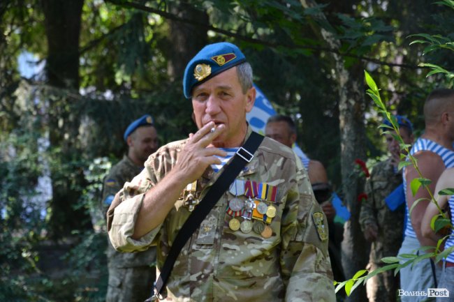 «Ніхто крім нас». У Луцьку святкують День десантника