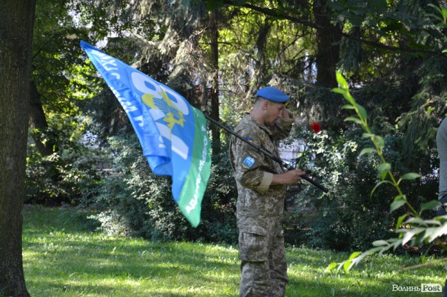 «Ніхто крім нас». У Луцьку святкують День десантника