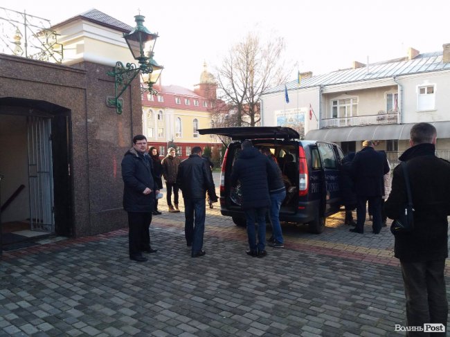 У Луцьку прощаються з Іваном Корсаком. ФОТО